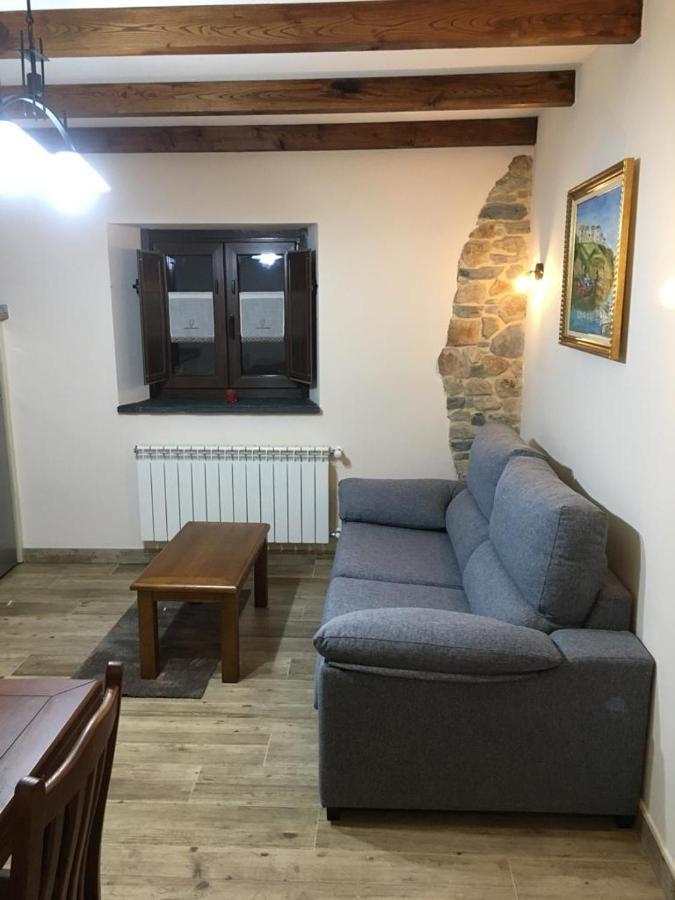 La Casa Vieja De Caneo - Apartamentos Rurales 3 Llaves ลัวร์กา ภายนอก รูปภาพ