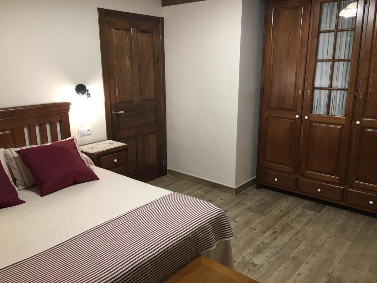 La Casa Vieja De Caneo - Apartamentos Rurales 3 Llaves ลัวร์กา ภายนอก รูปภาพ