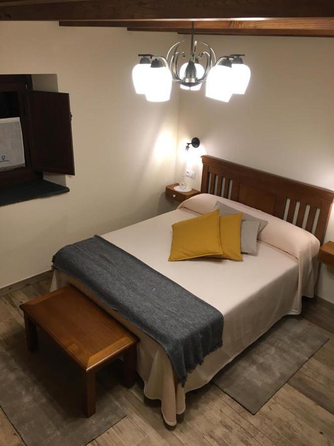 La Casa Vieja De Caneo - Apartamentos Rurales 3 Llaves ลัวร์กา ภายนอก รูปภาพ