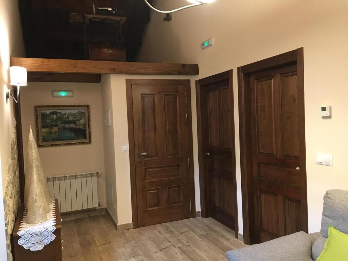 La Casa Vieja De Caneo - Apartamentos Rurales 3 Llaves ลัวร์กา ภายนอก รูปภาพ